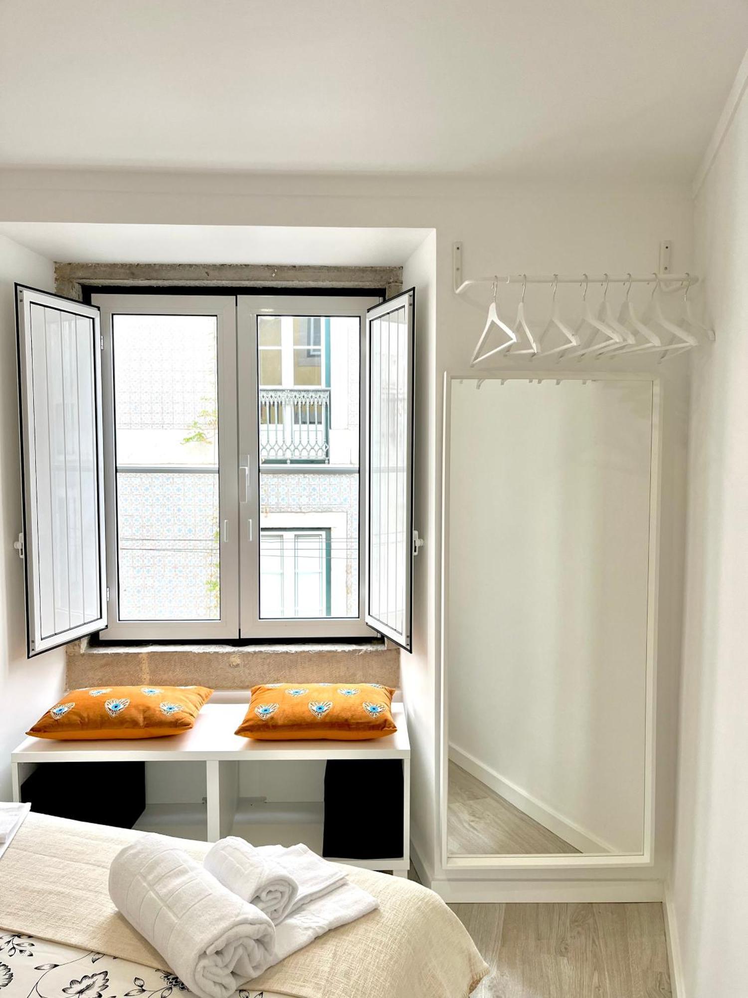 Apartments Center Santos Lisboa Екстериор снимка